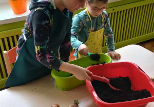 Wiosenny kącik przyrodniczy w grupie Puchatków