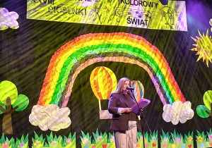 Pani Dyrektor Przedszkola Specjalnego nr 1 w Łodzi rozpoczyna festiwal